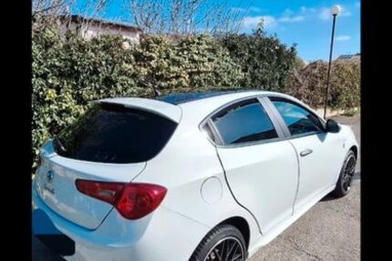 Alfa Romeo Giulietta 155.000 km 9.000 &euro; Castrop Rauxel 44575