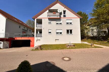 Kapitalanlage mit Weitblick: Charmante 2-Zimmer-DG Wohnung
