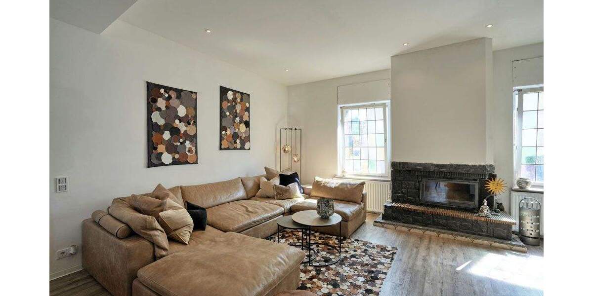 Hochwertig saniertes Generationenhaus mit drei attraktiven Wohnungen am Bochumer Stadtrand 9 zimmer