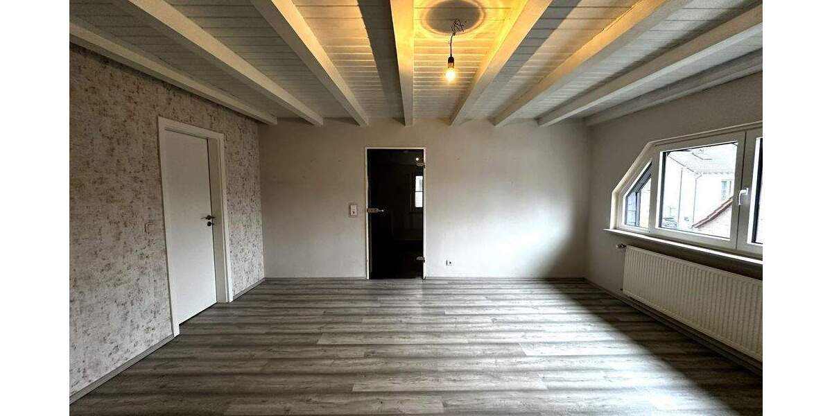 Doppelhaushälfte Essen Karnap - 6 Zimmer, 197 m&sup2;, 450.000&euro; | Angebot:24056728