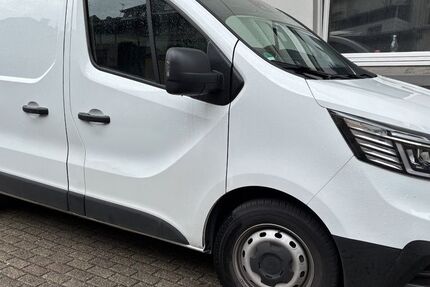 Renault Trafic 14.610 km 31.500 &euro; Essen 45307