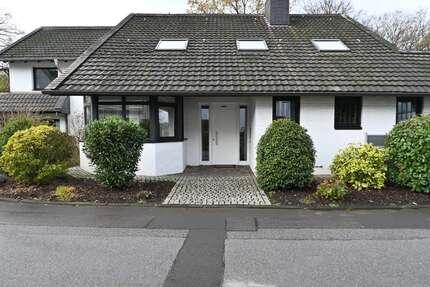 Haus zum Kaufen in Mettmann 860.000 € 244 m² 9 zimmer