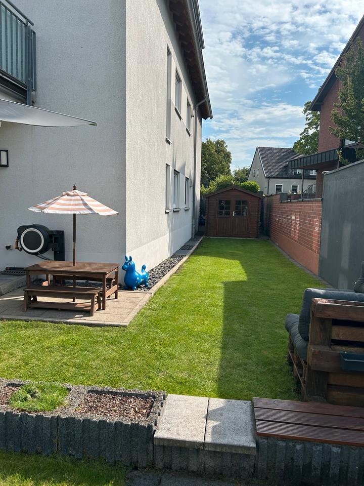 Neuwertige, 3 Zimmer Erdgeschoßwohnung mit großem Garten
