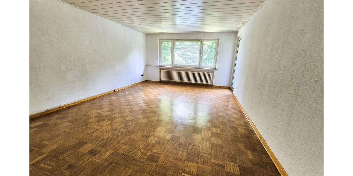 Renovieren und einziehen! Barrierefreie Wohnung. 2 zimmer
