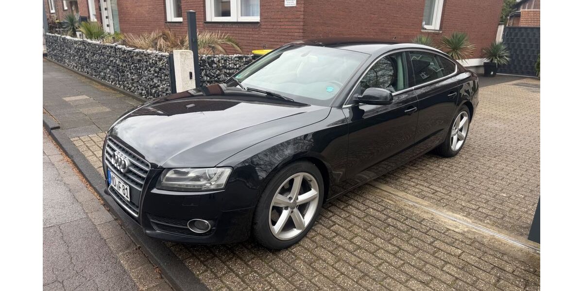 Audi A5 210.000 km 7.900 &euro; Duisburg 47179