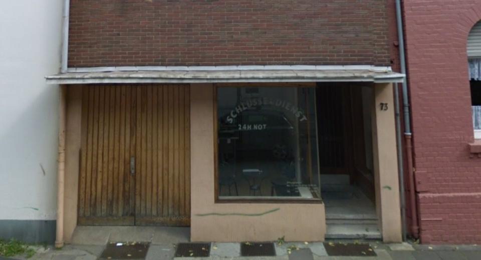 Lagerhalle 300m² auf 2 Ebene mit kleines Ladenlokal zimmer