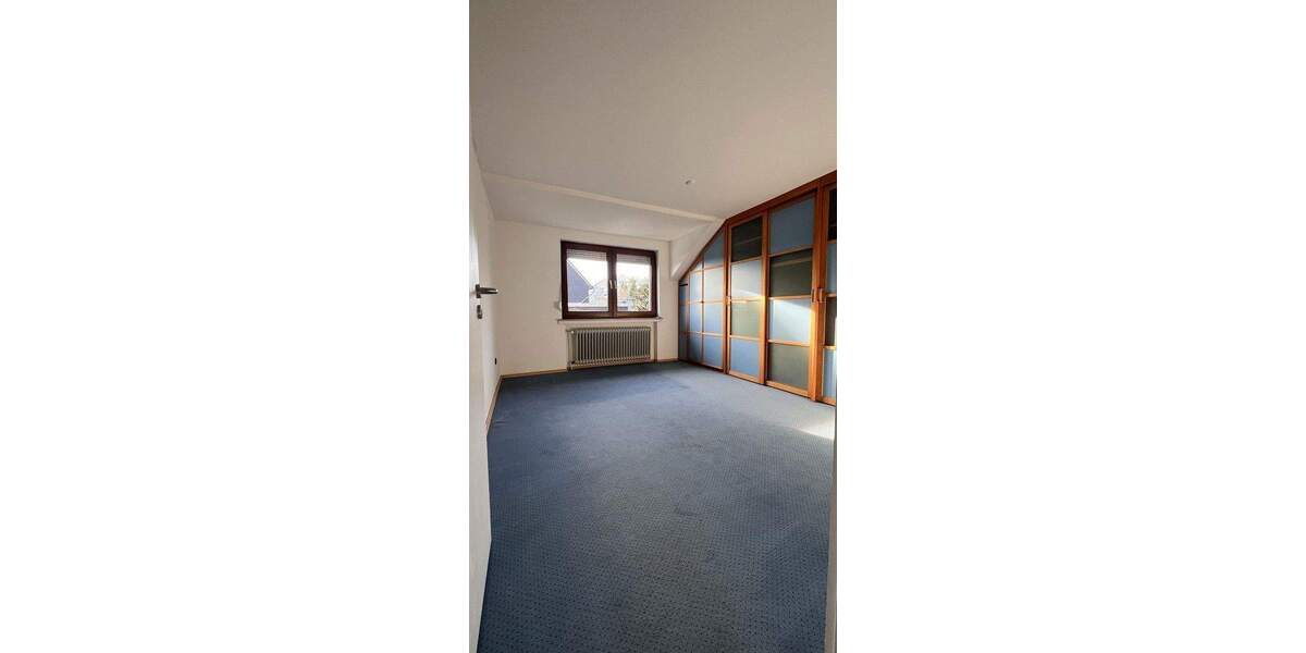 3-Zimmer-DG-Wohnung in Gevelsberg mit Balkon und fantastischer Aussicht 3 zimmer