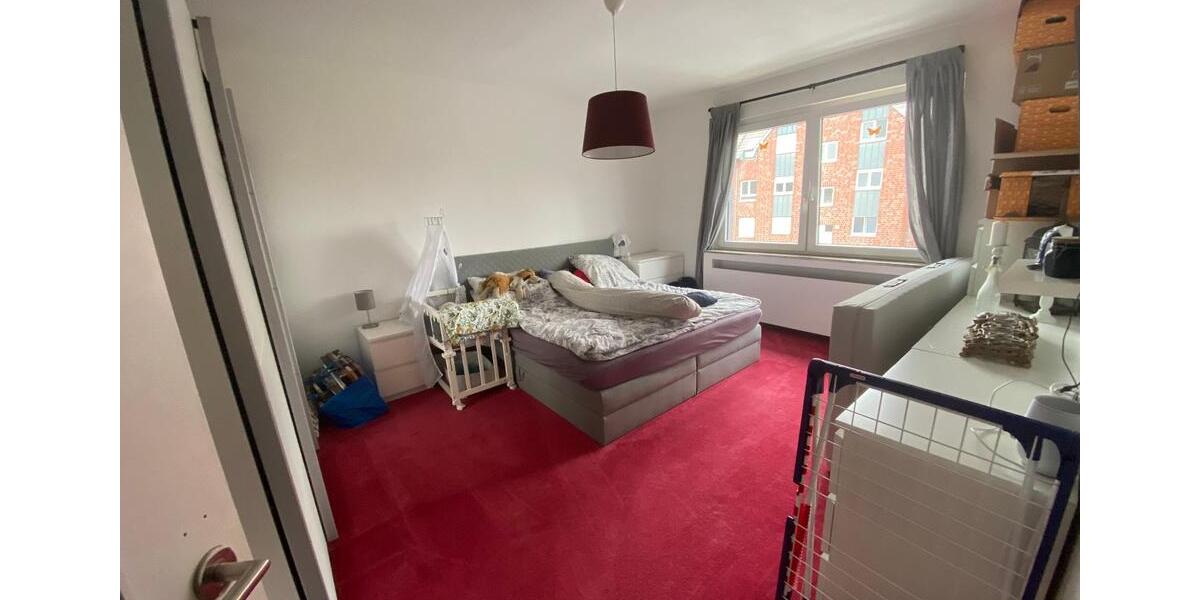 Wohnung etwa 90qm zu vermieten ab Mai 2026 2 zimmer