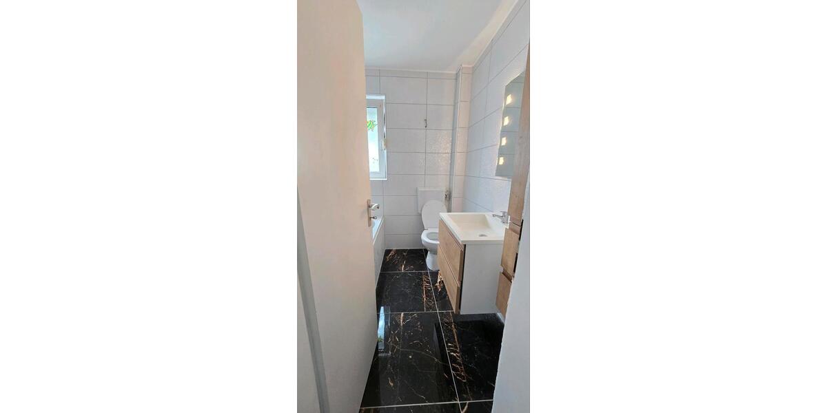 Etagenwohnung Wuppertal Gemarkung Langerfeld - 2 Zimmer, 60 m&sup2;, 490&euro; | Angebot:26464584