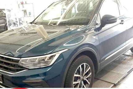 VW Tiguan 52.510 km 29.956 € Witten 58453