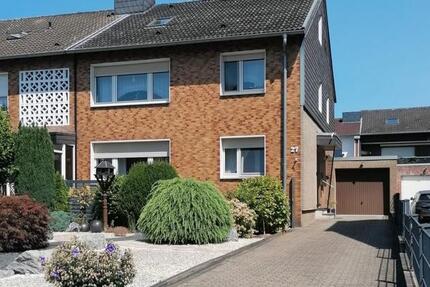 Haus Voerde (Niederrhein) - 595.000&euro; | Angebot:27156472