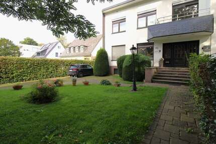 Haus zum Kaufen in Bochum 690.000 € 296.1 m² 12 zimmer