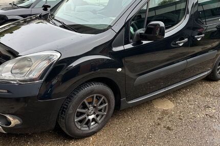 Citroen Berlingo 117.200 km 6.700 &euro; Ratingen 40880