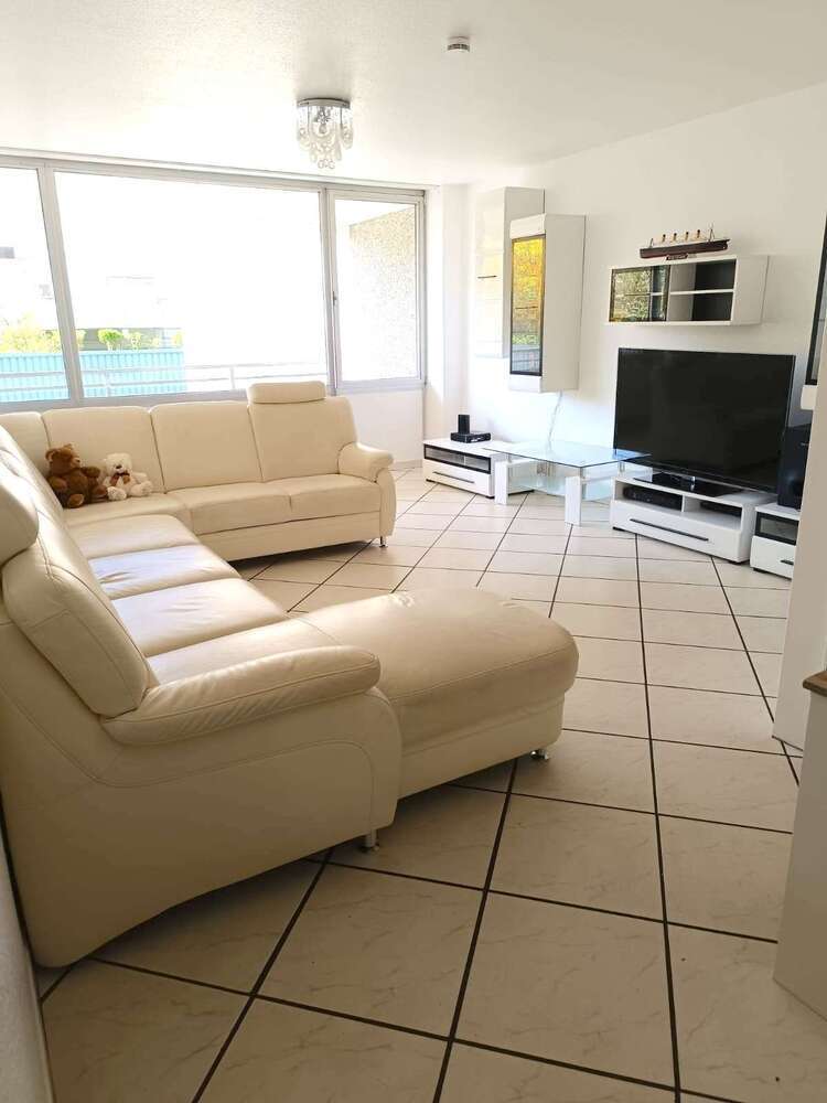 Wohnung zum Kaufen in Neuss 249.900 € 115 m²