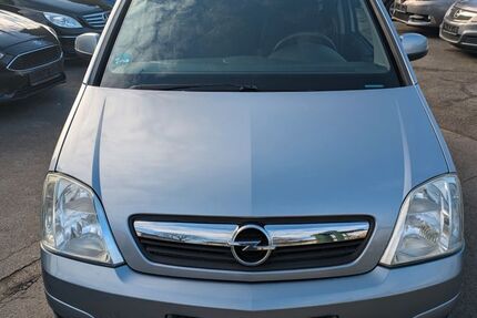 Opel Meriva 157.344 km 3.999 &euro; Essen 45359
