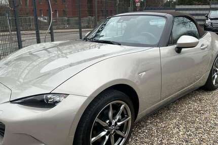 Mazda MX-5 14.227 km 27.800 &euro; Essen 45355
