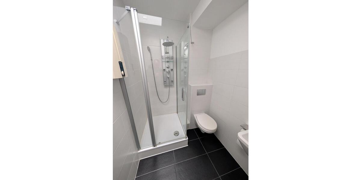 Dachgeschoßwohnung Oberhausen Biefang - 3.5 Zimmer, 75 m&sup2;, 530&euro; | Angebot:25918413