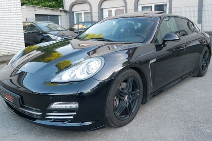 Porsche Panamera 185.597 km 21.950 &euro; Mülheim an der Ruhr 45473