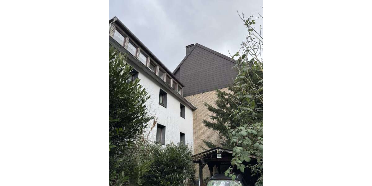 Haus zum Kaufen in Essen Heisingen 470.000 € 233 m² 7 zimmer