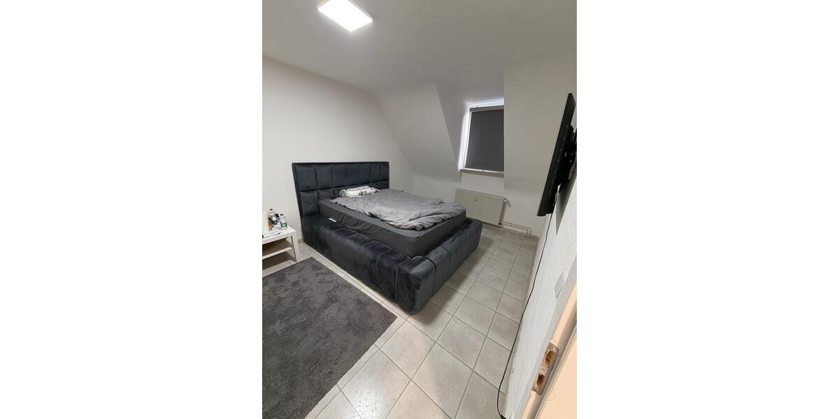 Großzügige 125 qm2 Maisonettewohnung mit 2 Eingängen 5 zimmer