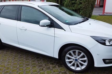 Ford Focus 118.000 km 9.900 &euro; Oer-Erkenschwick 45739