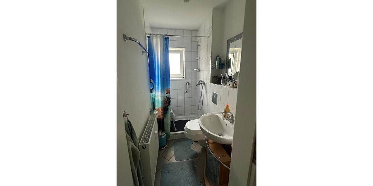 Bezugsfertige Wohnung - Einfach Möbel rein und Füße hoch! 2.5 zimmer