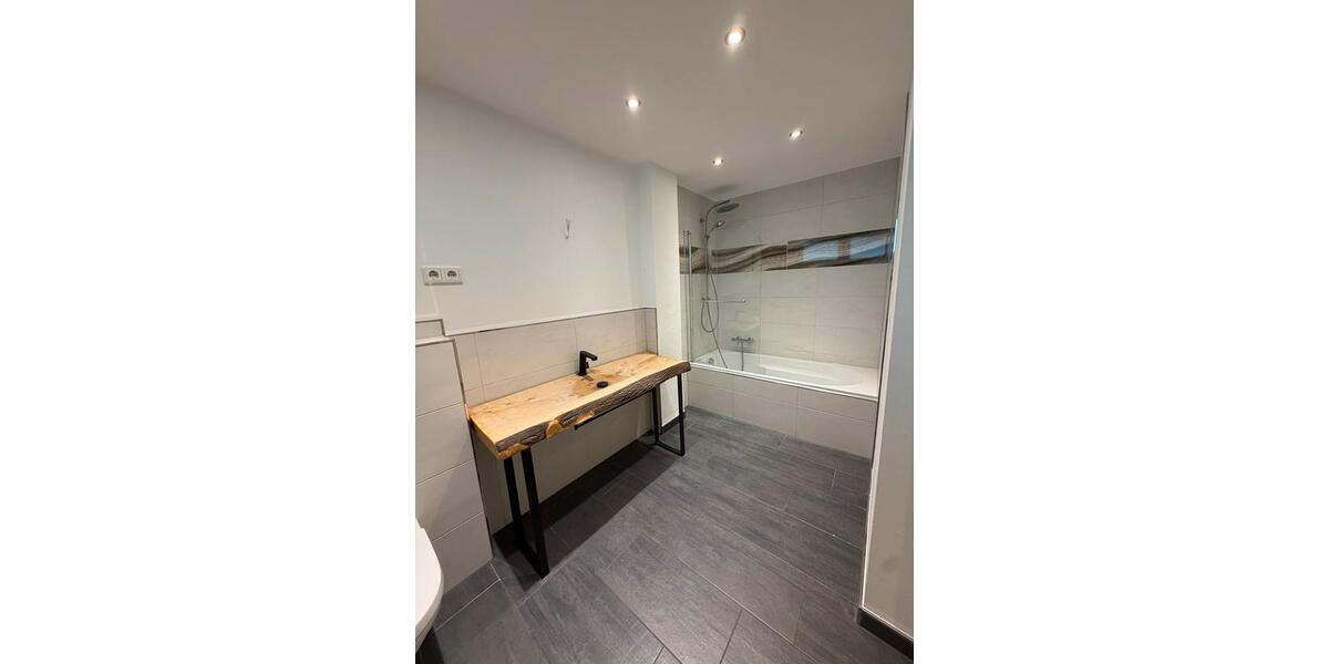 Etagenwohnung Essen Stadtkern - 3 Zimmer, 70 m&sup2;, 179.000&euro; | Angebot:26931444