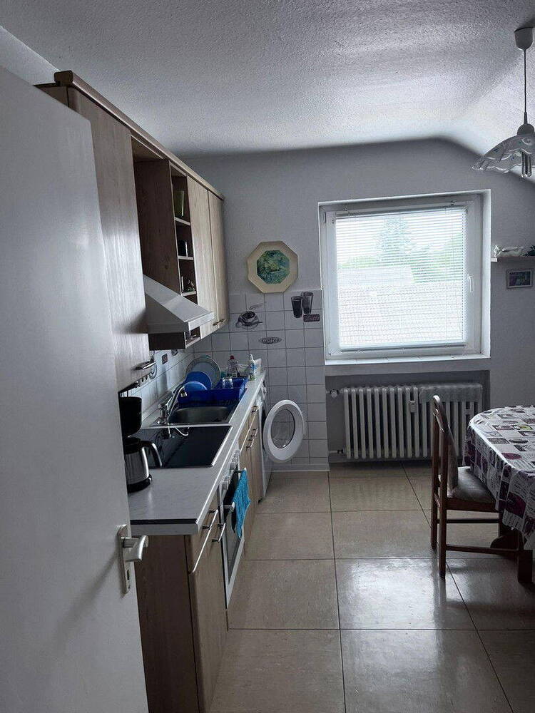 Gemütliche 2-Zimmer-Dachgeschoßwohnung in der Melmelerstraße 16, Gladbeck - möbliert