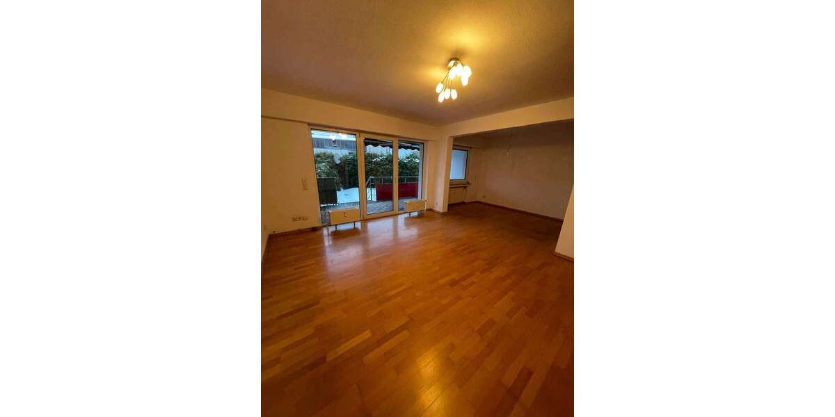 Etagenwohnung Ratingen Tiefenbroich - 3 Zimmer, 98 m&sup2;, 1.125&euro; | Angebot:25571439