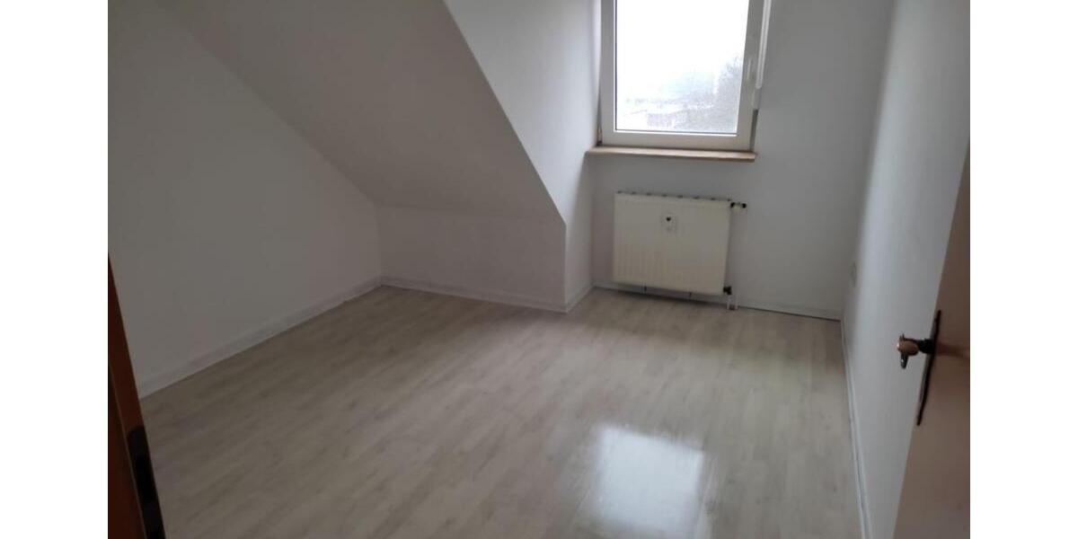 Sehr gepflegtes kleines Mehrfamilienhaus zur Kapitalanlage zimmer