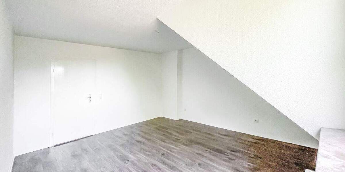 Etagenwohnung Bochum Langendreer - 4 Zimmer, 100 m&sup2;, 680&euro; | Angebot:25769757