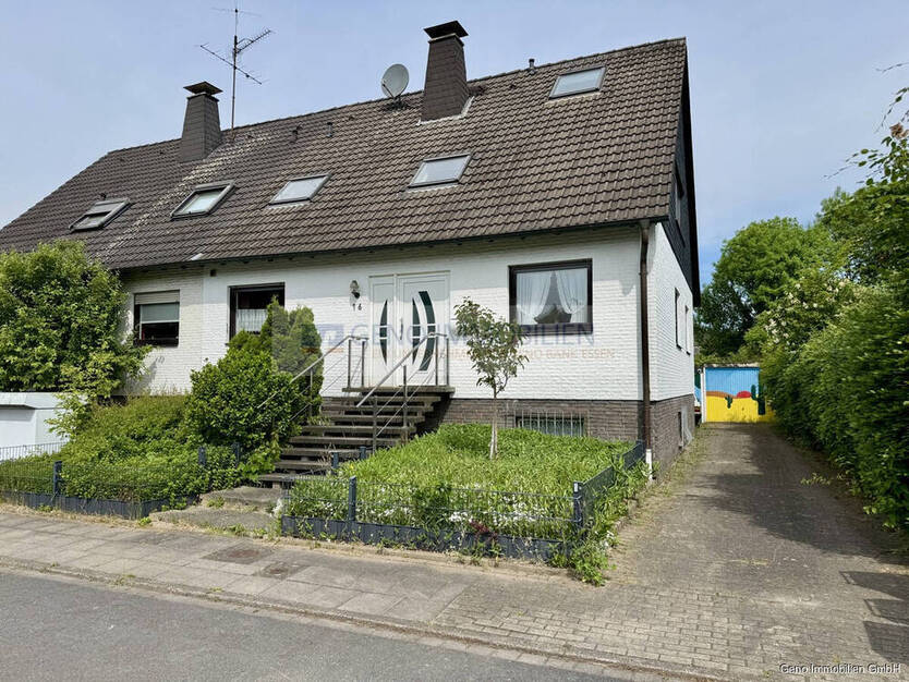 Familienfreundliche Doppelhaushälfte in guter Lage von Altenessen-Süd!