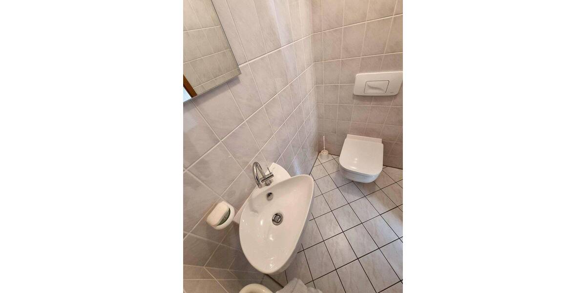 Etagenwohnung Bochum Höntrop - 3 Zimmer, 118 m&sup2;, 1.250&euro; | Angebot:26875118