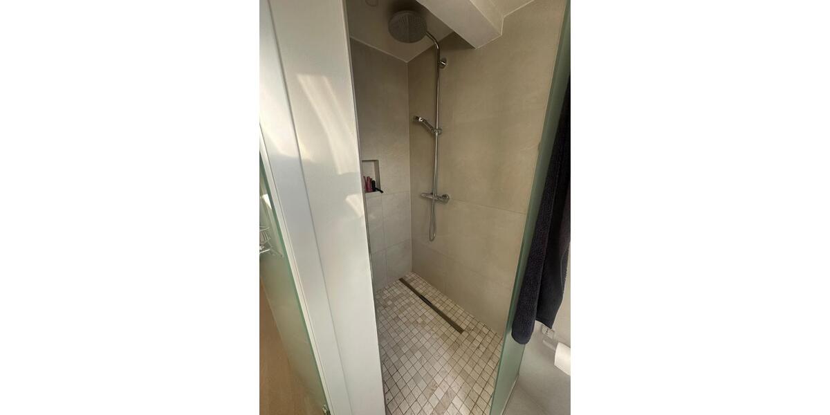 Dachgeschoßwohnung Ratingen Tiefenbroich - 2 Zimmer, 55 m&sup2;, 219.000&euro; | Angebot:27460602