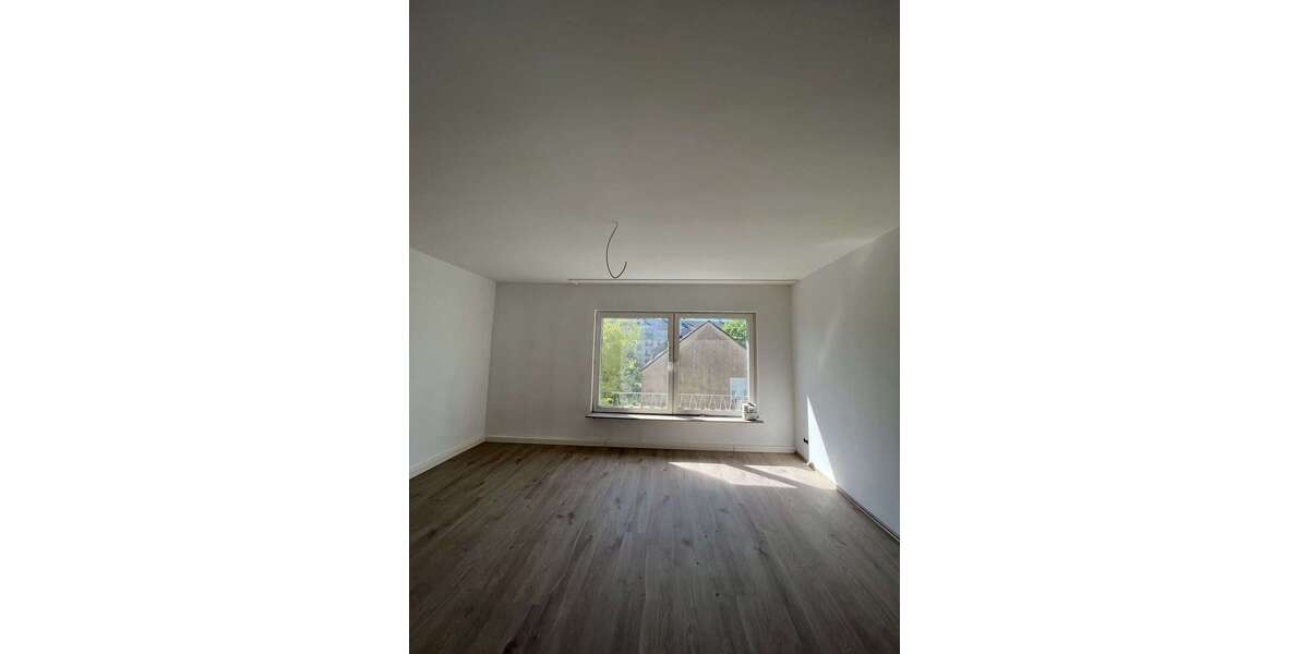 Etagenwohnung Essen Frohnhausen - 3 Zimmer, 70 m&sup2;, 620&euro; | Angebot:26499846