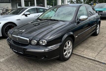 Jaguar X-Type