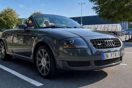 Audi TT 166.500 km 20.735 &euro; Recklinghausen 45659