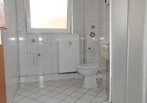 Helle, geräumige 3-Zimmer-Wohnung mit einem Duschbad! Ein Blick der sich lohnt.