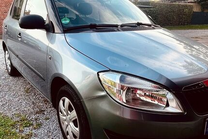 Skoda Fabia 70.000 km 6.200 &euro; Wuppertal 42279