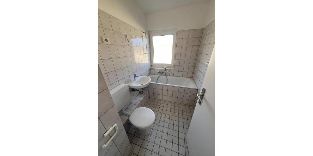 Etagenwohnung Castrop-Rauxel Deinighausen - 4 Zimmer, 67 m&sup2;, 499&euro; | Angebot:25720422