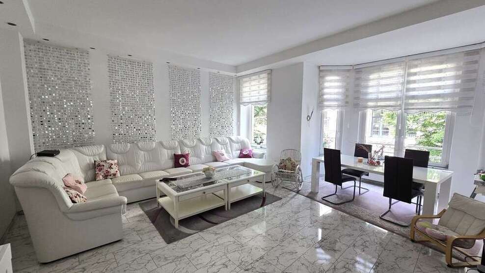 Wohnung zum Kaufen in Hagen Hagen-Mitte 299.000 € 157.77 m²