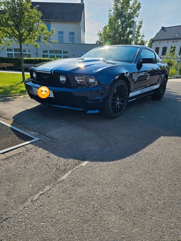 Ford Mustang 167.436 km 16.990 € Dortmund 44149