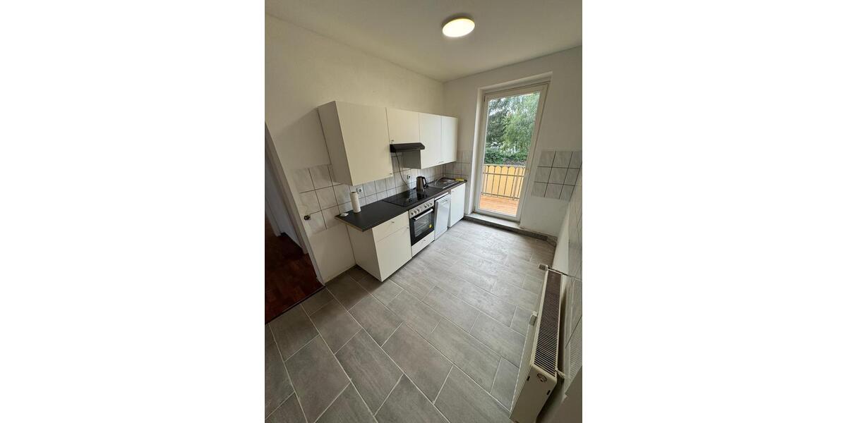 Etagenwohnung Velbert - 4 Zimmer, 90 m&sup2;, 1.210&euro; | Angebot:25882607