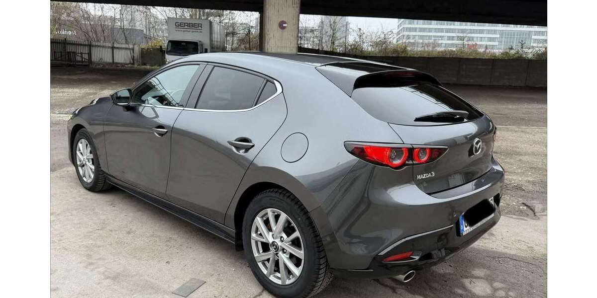 Mazda 3 42.600 km 20.950 &euro; Duisburg 47059