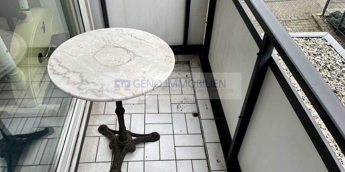 Grandioser Fernblick mit eigenem Gartenanteil! 3 zimmer