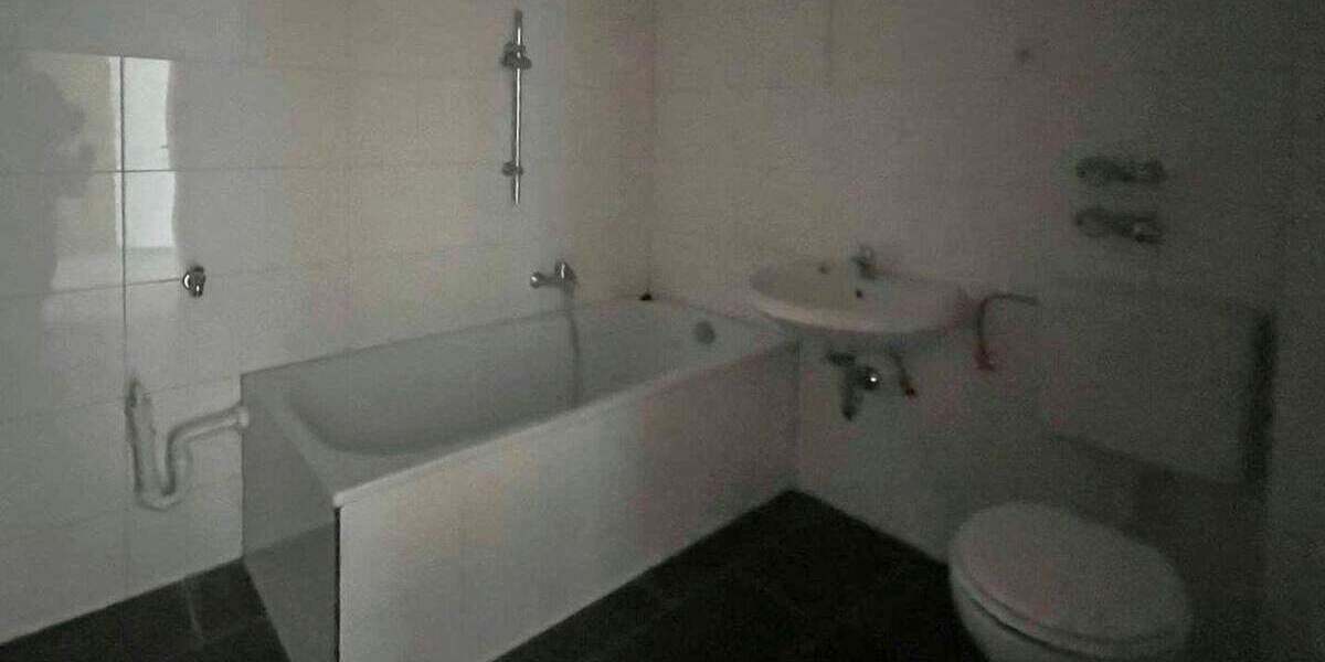 Etagenwohnung Dinslaken Bruch - 6 Zimmer, 152 m&sup2;, 311.000&euro; | Angebot:25735598