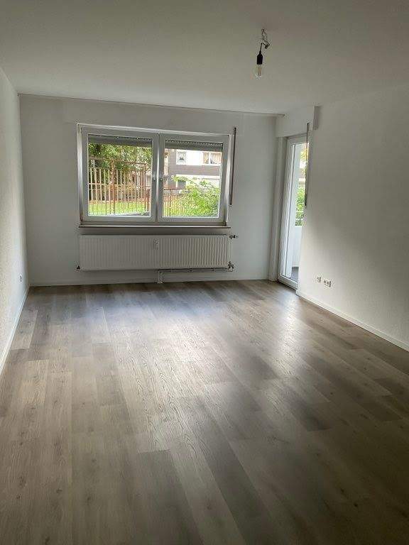 Sehr schöne sanierte 2 Zimmer Wohnung mit Balkon in Duisburg zu vermieten 2 zimmer