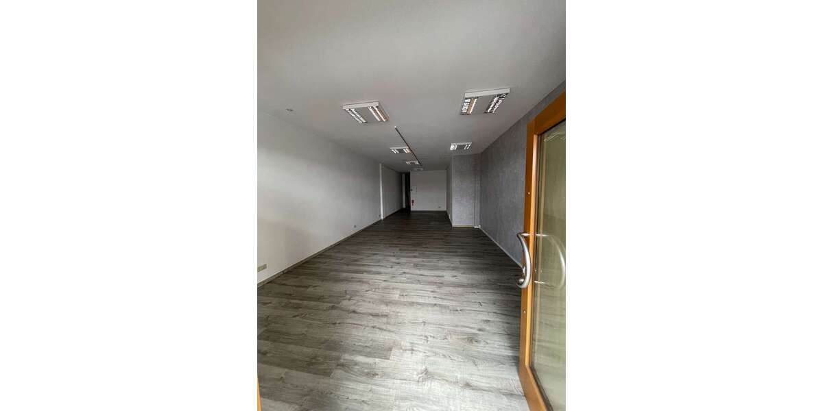 Einzelhandel in Haan 585 € 42 m² zimmer