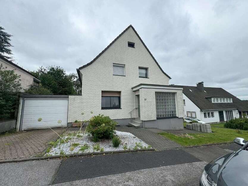 Haus zum Kaufen in Remscheid 376.000 € 157 m²