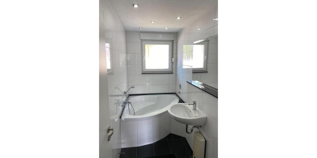 Etagenwohnung Essen Stadtbezirk IV - 2.5 Zimmer, 60 m&sup2;, 610&euro; | Angebot:26676689